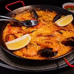 Paella cu fructe de mare (2 persoane) livrare Târgu Jiu