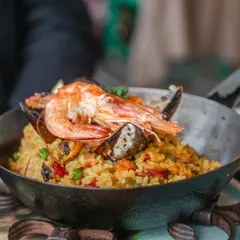 Paella Valenciana (2 persoane) livrare Târgu Jiu