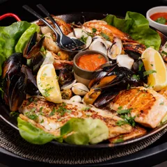 Platou pește și fructe de mare (2 persoane) livrare Târgu Jiu